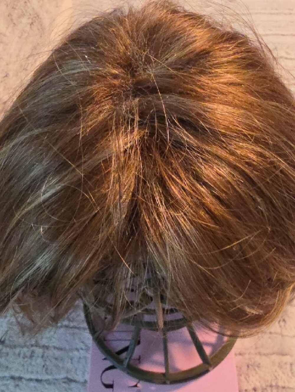 Paula Young Kaia-A Short Layered Synthetic Wig in Light Brown - 5/17/88 - Picture 6 of 6